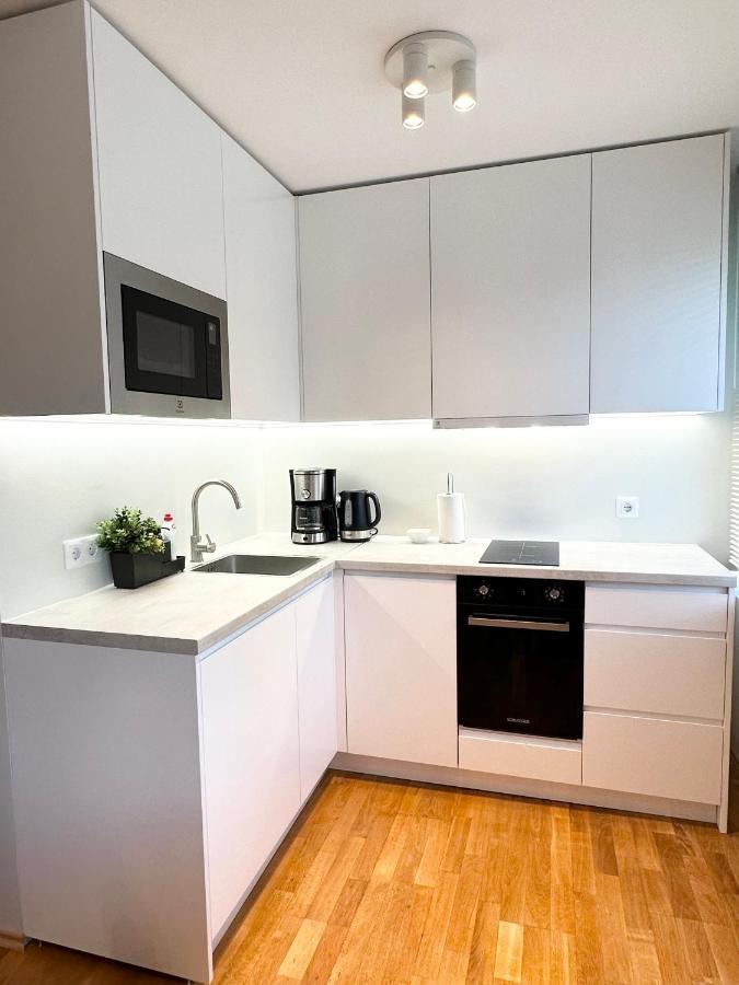 Lovely Beachfront Apartment In Paernu 外观 照片