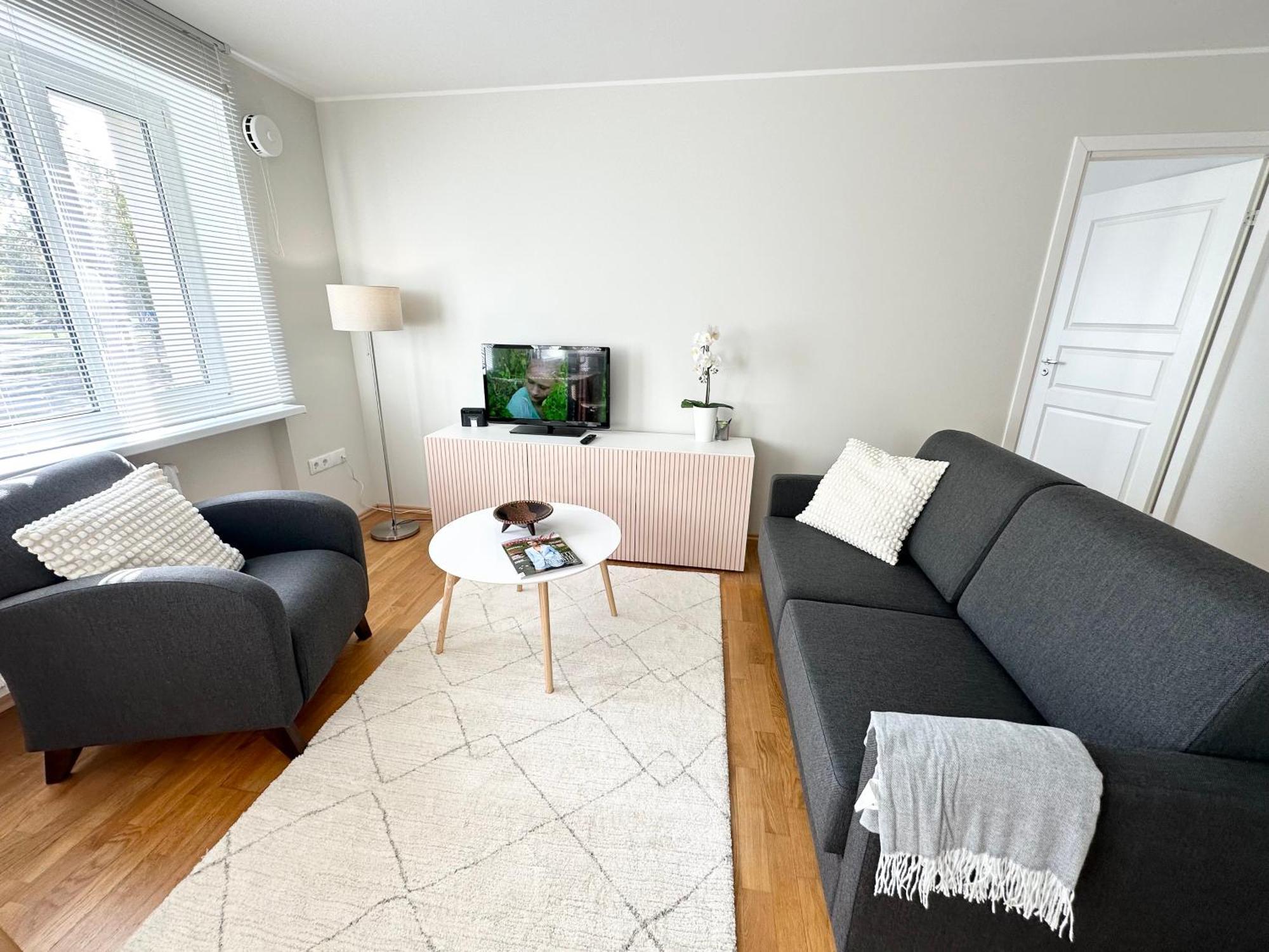 Lovely Beachfront Apartment In Paernu 外观 照片